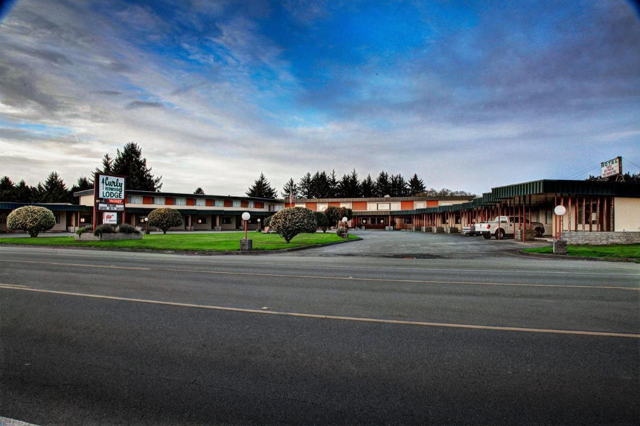 Curly Redwood Lodge Crescent City Exterior photo
